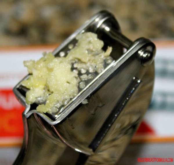 Preparing Garlic Oil For Breast Growth - 1